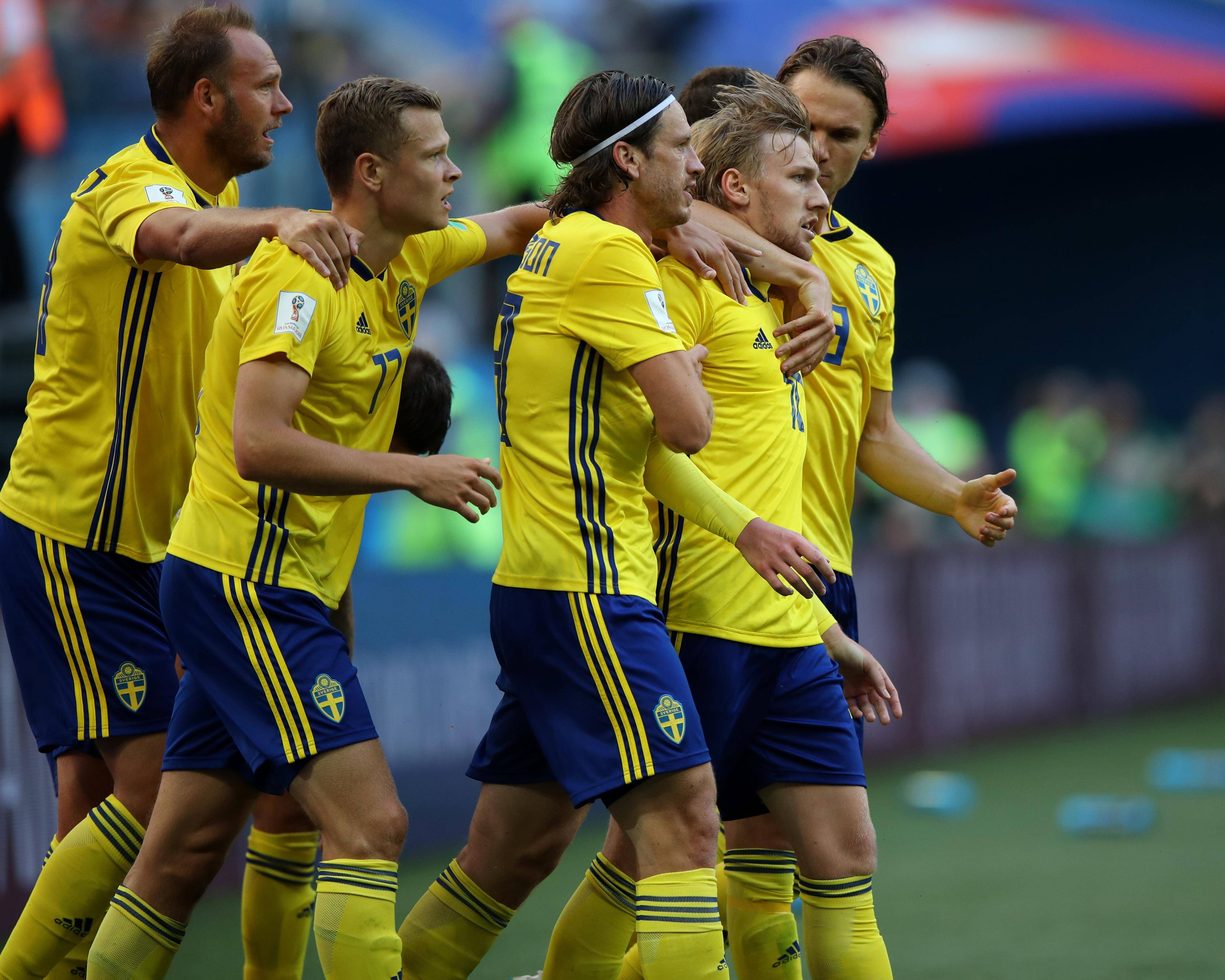 包含北马其顿主场惜败，晋级前景堪忧的词条