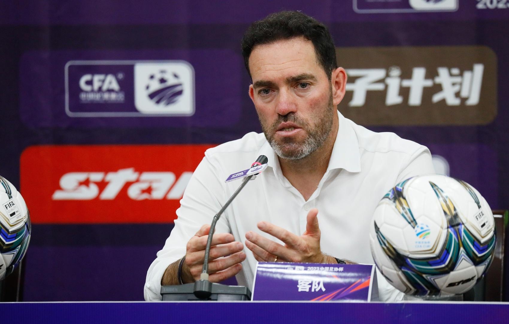 c7娱乐官网-青岛球队队员伤愈复出，球迷喜上眉梢的简单介绍